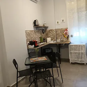 Gramafa Nitta 2 Appartamento Aeroporto di Catania Fontana Rossa